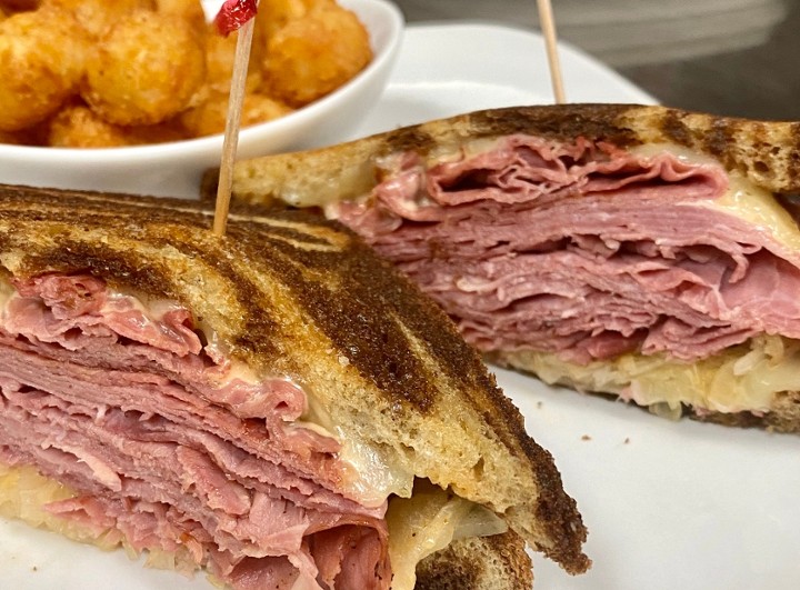 Big Red Reuben - CORNED BEEF