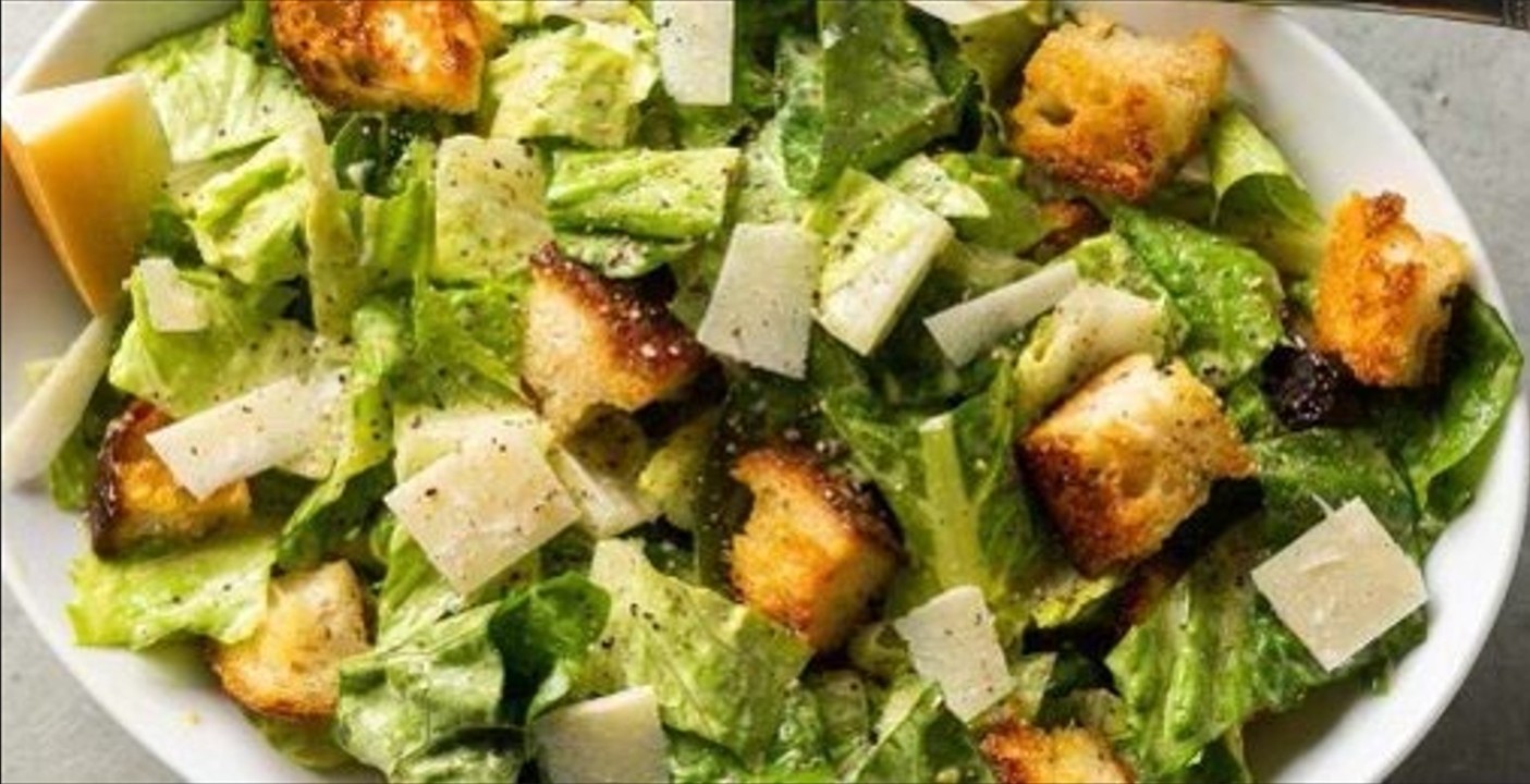 Caesar Salad/Serves 8-9