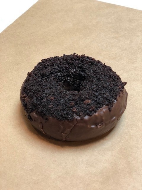 Cake Doughnut - Brooklyn Blackout