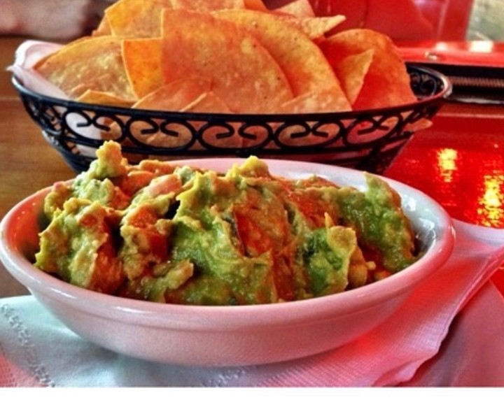 FRESH MADE GUACAMOLE