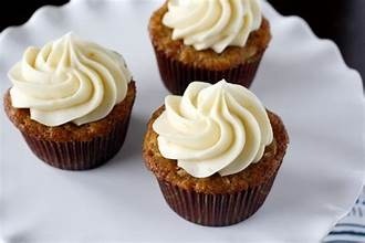 CARROT CUPCAKE