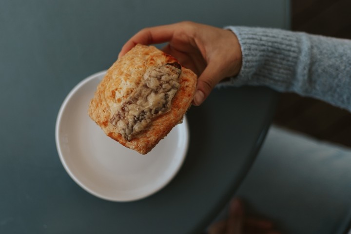 Bacon-Cheddar Scone