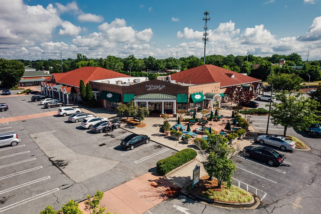 Midtown Cafe & Dessertery