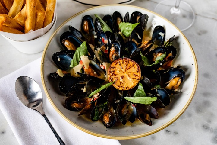 Mussels and Pomme Frites