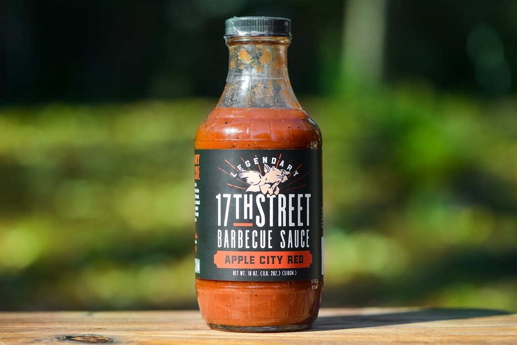 17th Street Apple City Red BBQ Sauce