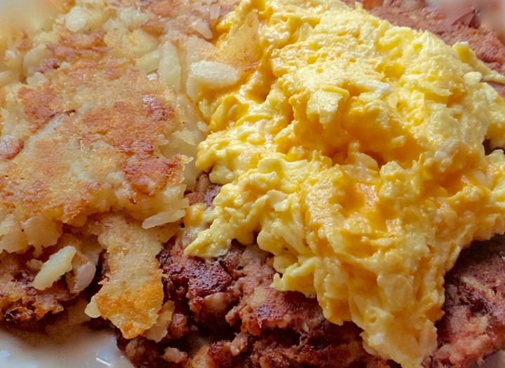 Corned Beef Hash & Eggs .