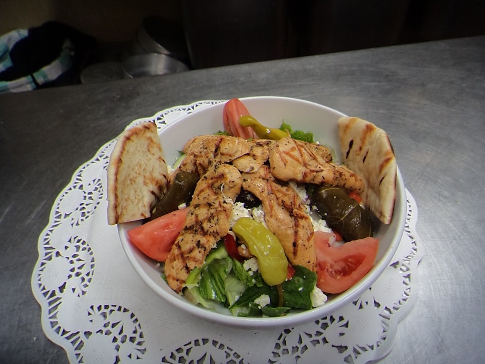 Greek Salad W/Chicken