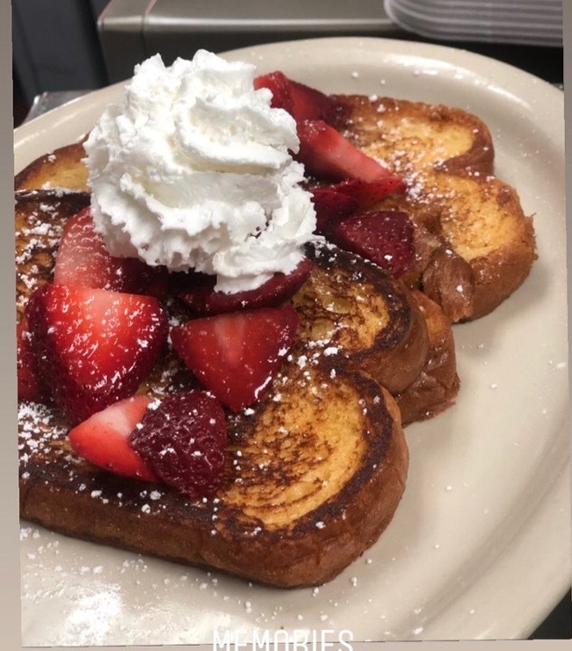 French Toast W/ Fresh Strawberries