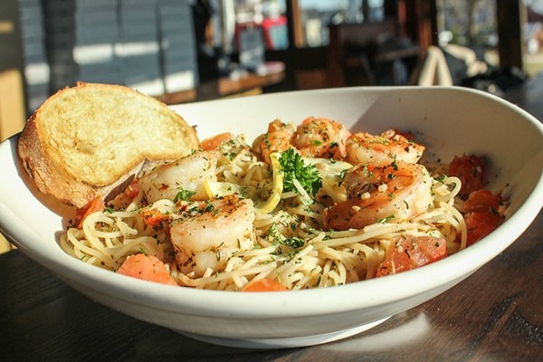 Garlic Shrimp Pasta