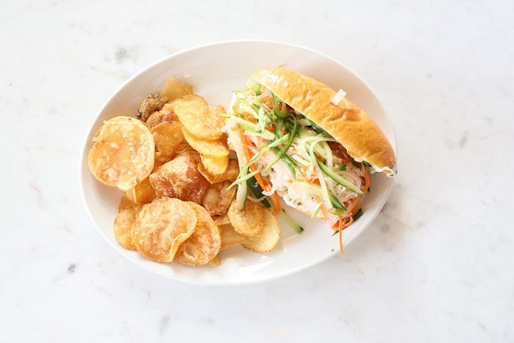 CHICKEN SALAD BAHN MI