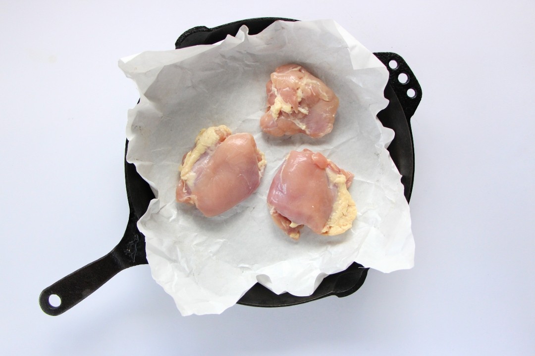 Boneless, Skinless Chicken Thighs (4ea., ~1lb pack)