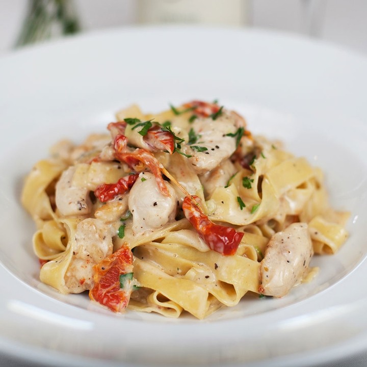 Fettuccine Chicken