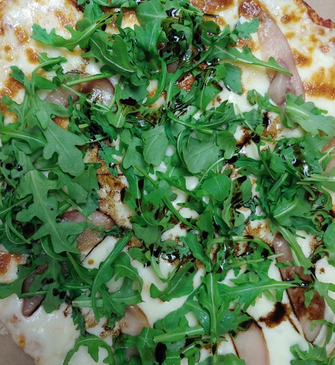 Prosciutto, Arugula, and Pear (12")