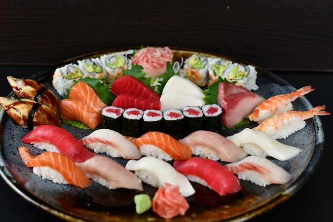 B1.Sushi Sashimi For 2 (raw)