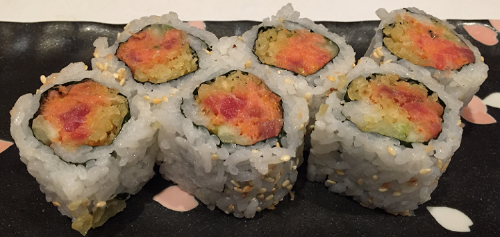 R36.Spicy Tuna Crunch Roll (raw)