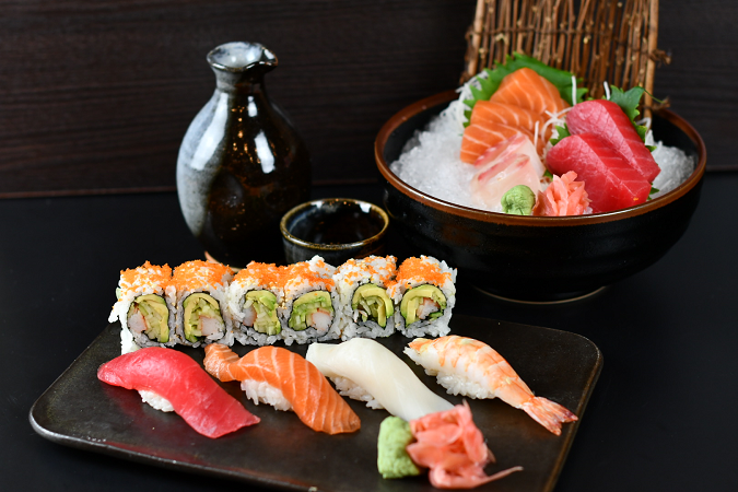B3.Sashimi Sushi  Dinner (raw)