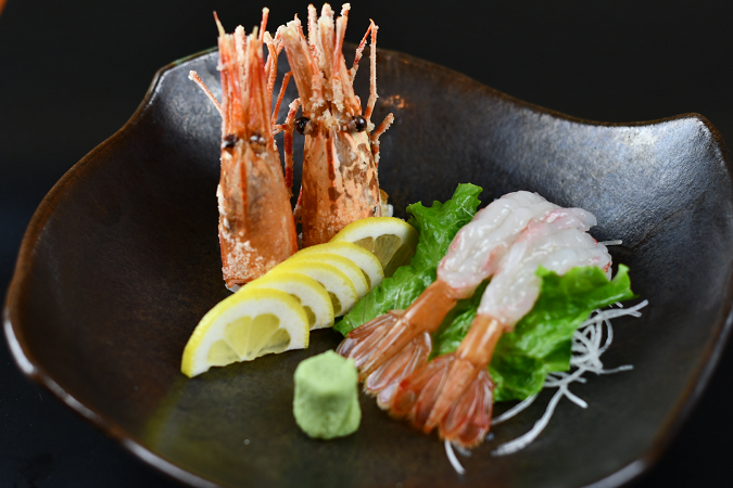 N9.Amaebi Sashimi (2pcs-raw)