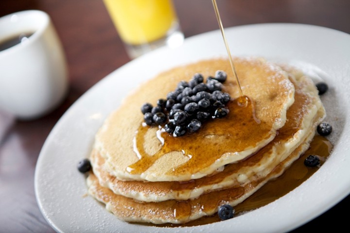 BLUEBERRY PANCAKES