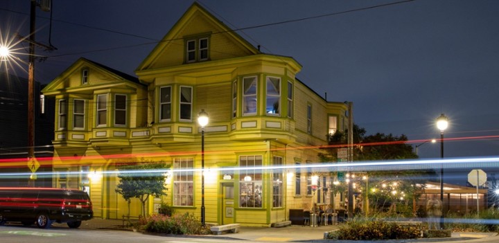 Restaurant banner image