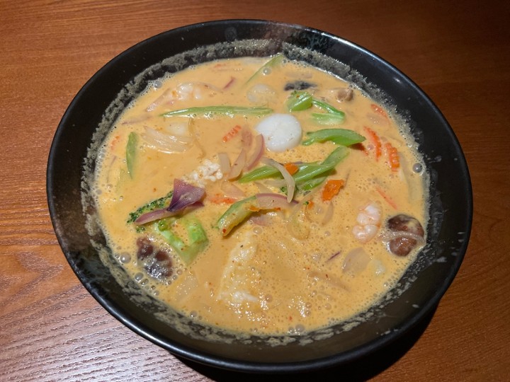Seafood Red Curry /W RICE