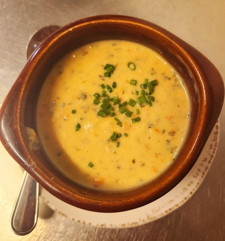 Muenster Cheese & Crab Soup 8oz.