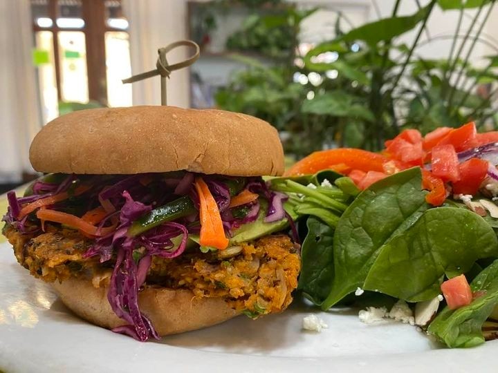 Pumpkin Quinoa Veggie Burger (VG)