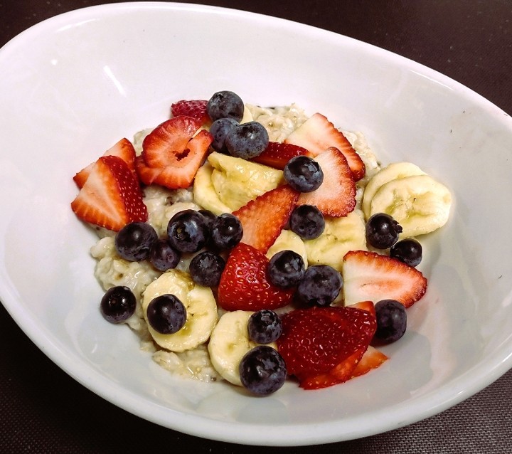 Hot Organic Oats & Fruit