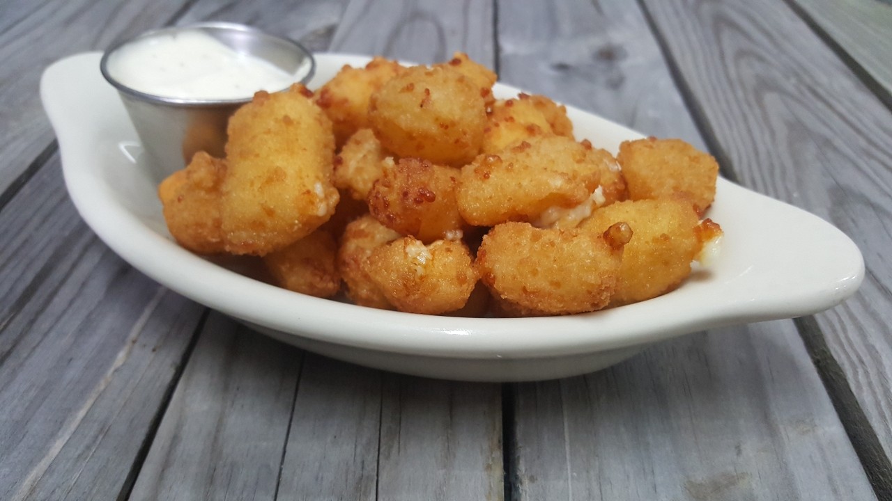 White Cheddar Cheese Curds Togo