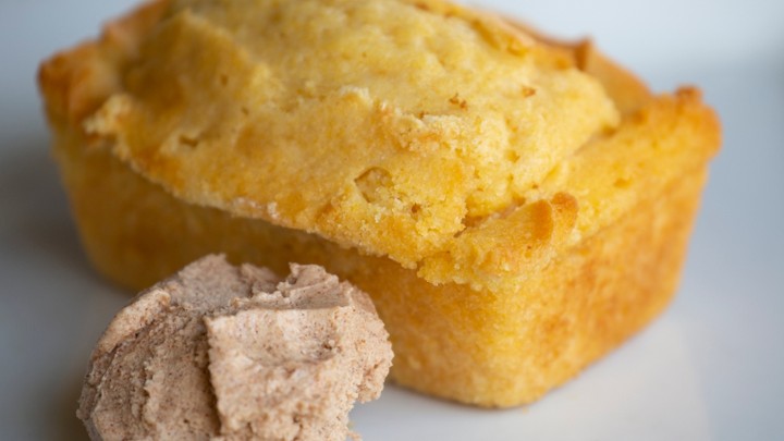 Cornbread w/ Honey Butter