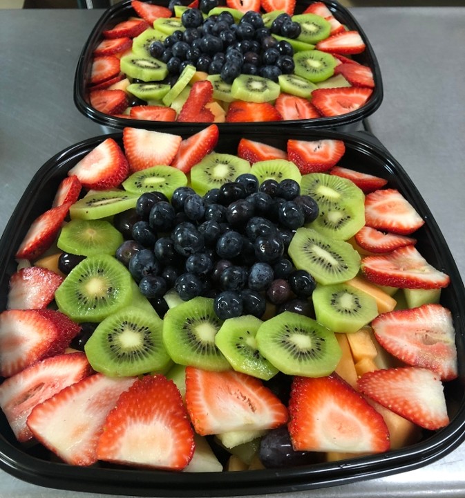 FRESH FRUIT SALAD (PRICE PER PERSON)