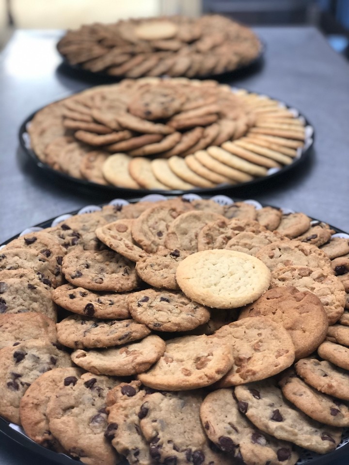 FRESH BAKED COOKIES (PRICE PER PERSON)