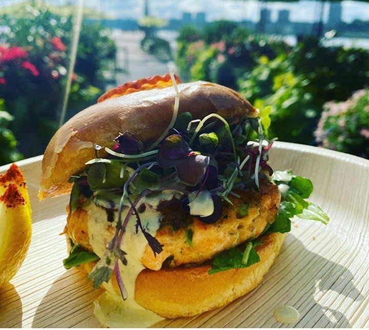 Salmon Burger
