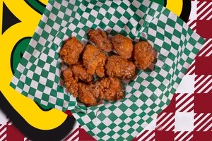 10 BONELESS WINGS