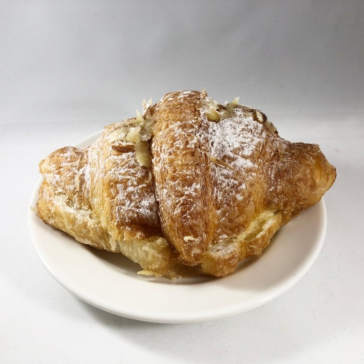 ALMOND CROISSANT