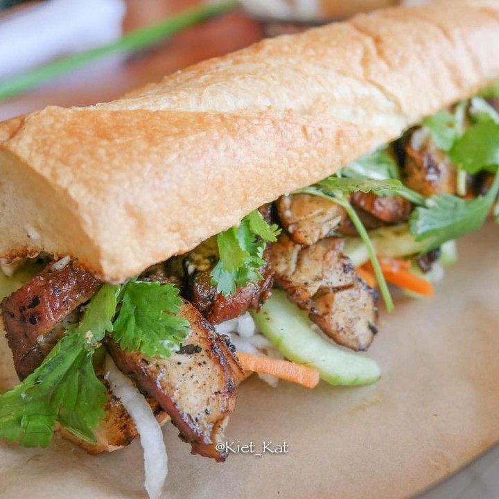 Grilled Chicken Baguettes