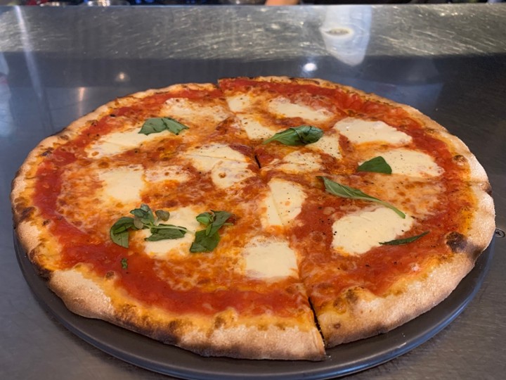 Pizza Margherita Fresh Mozzarella