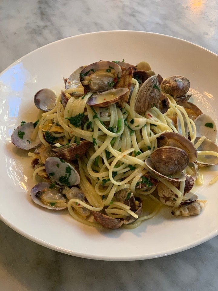 1/2 Linguine with clam