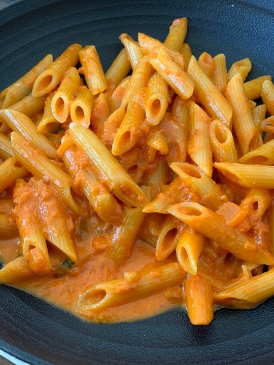 1/2 Penne with Vodka Sauce