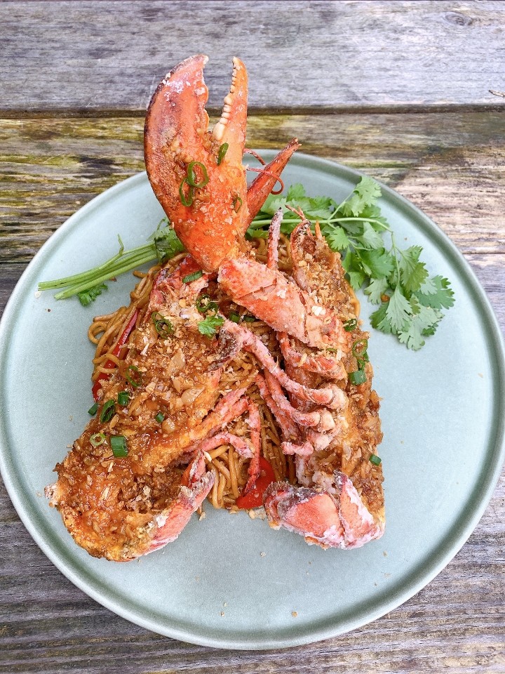 Live Maine Lobster with Garlic Noodles