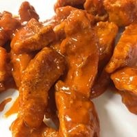 Buffalo Chicken Bites w/fries