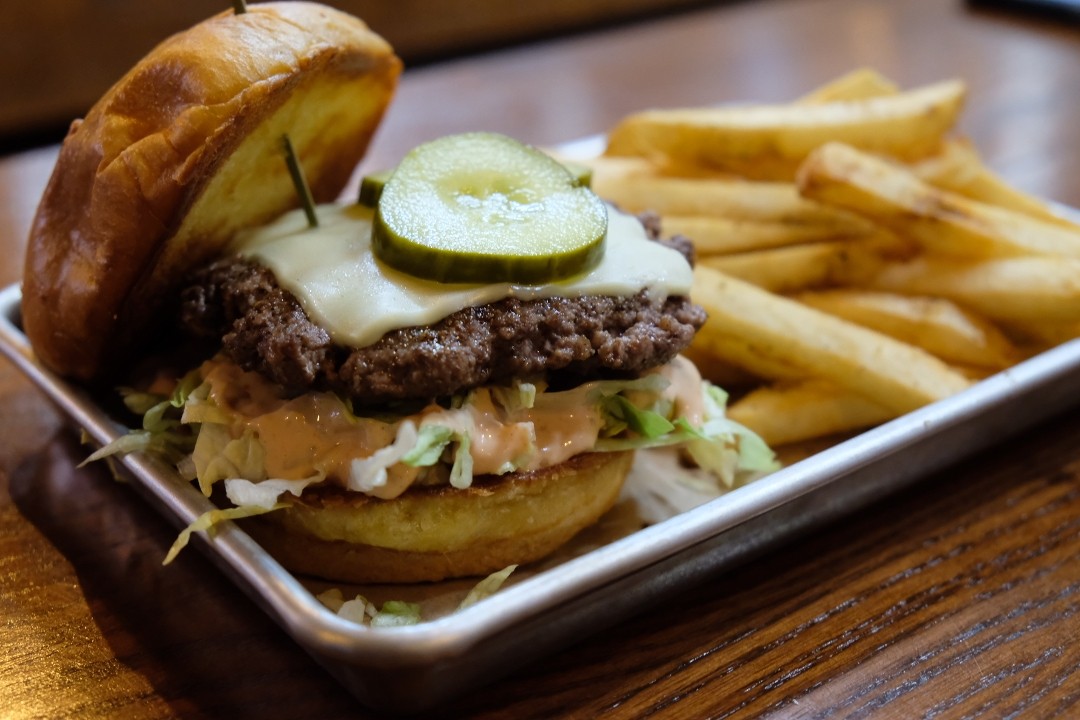 The Seeker - Burger & Fries