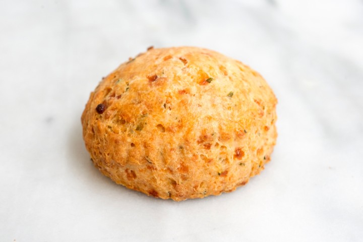 Cheddar-Chives Biscuit