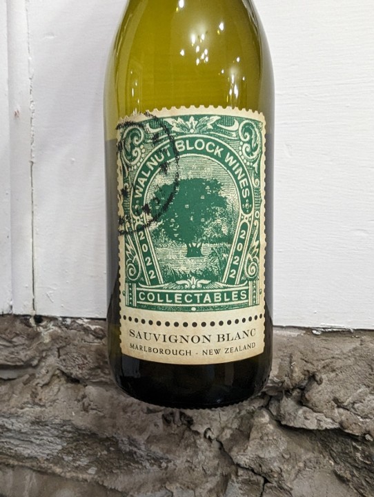 Walnut Block Sauvignon Blanc Marlbourough, New Zealand 2022