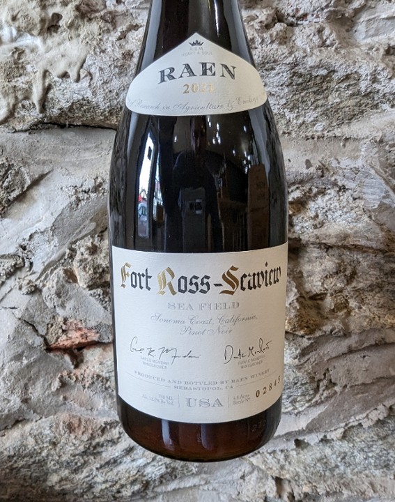 Raen Fort Ross-Seaview Sea Field Pinot Noir 2021