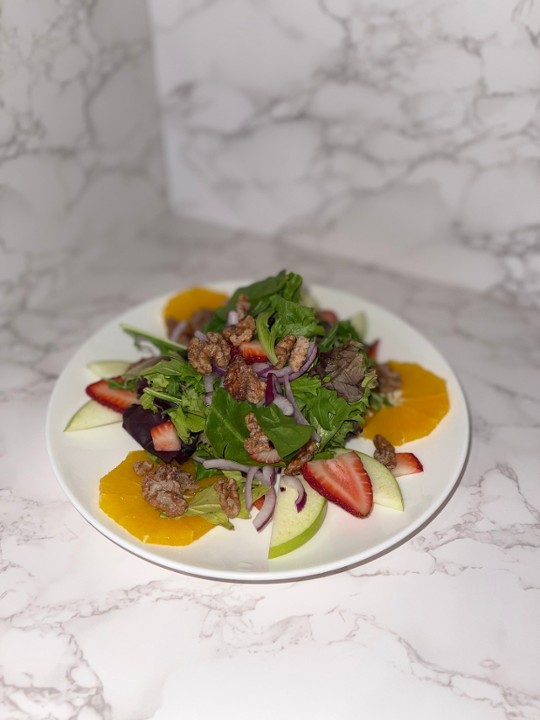 Mesculin Fruits & Nuts Salad