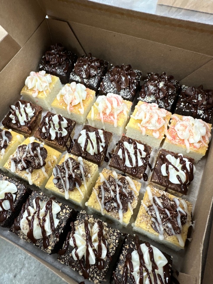 Assorted Dessert Box (large 25pcs)