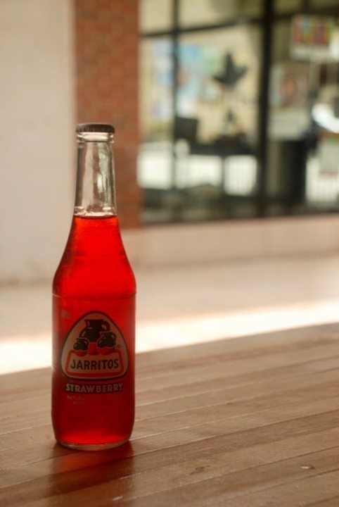 Fresa Strawberry Jarritos