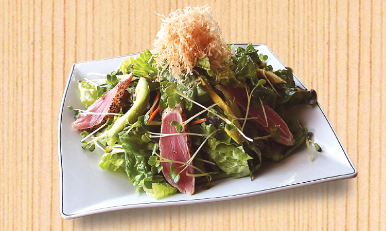 94) Seared Tuna Salad