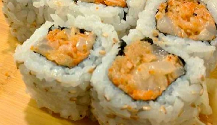 SPICY SCALLOP ROLL