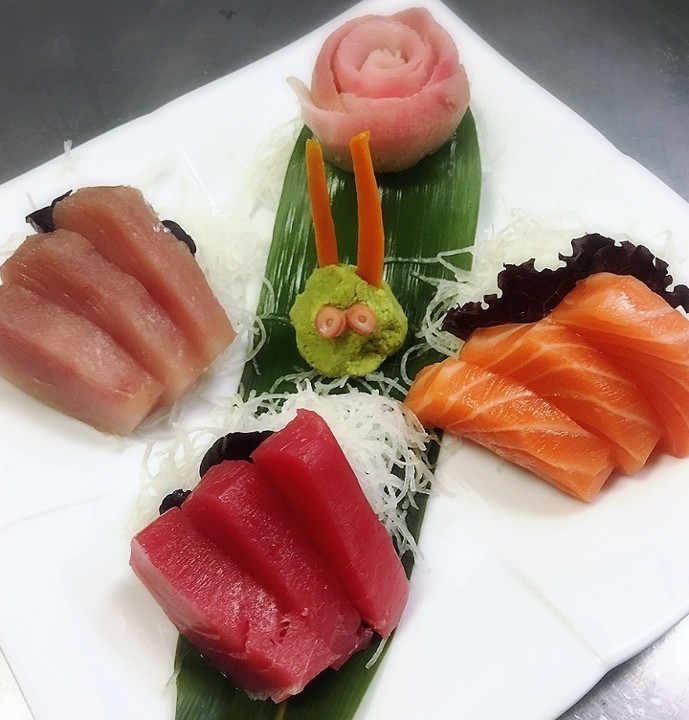 MIXED SASHIMI (12 pcs)